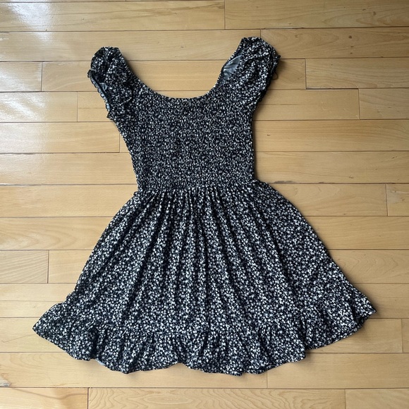 UO Tessie Black Multi Floral Smocked Mini Dress - Picture 3 of 6